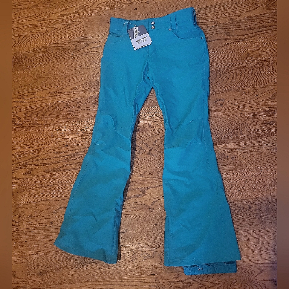 NWT Aperture Snow Pants